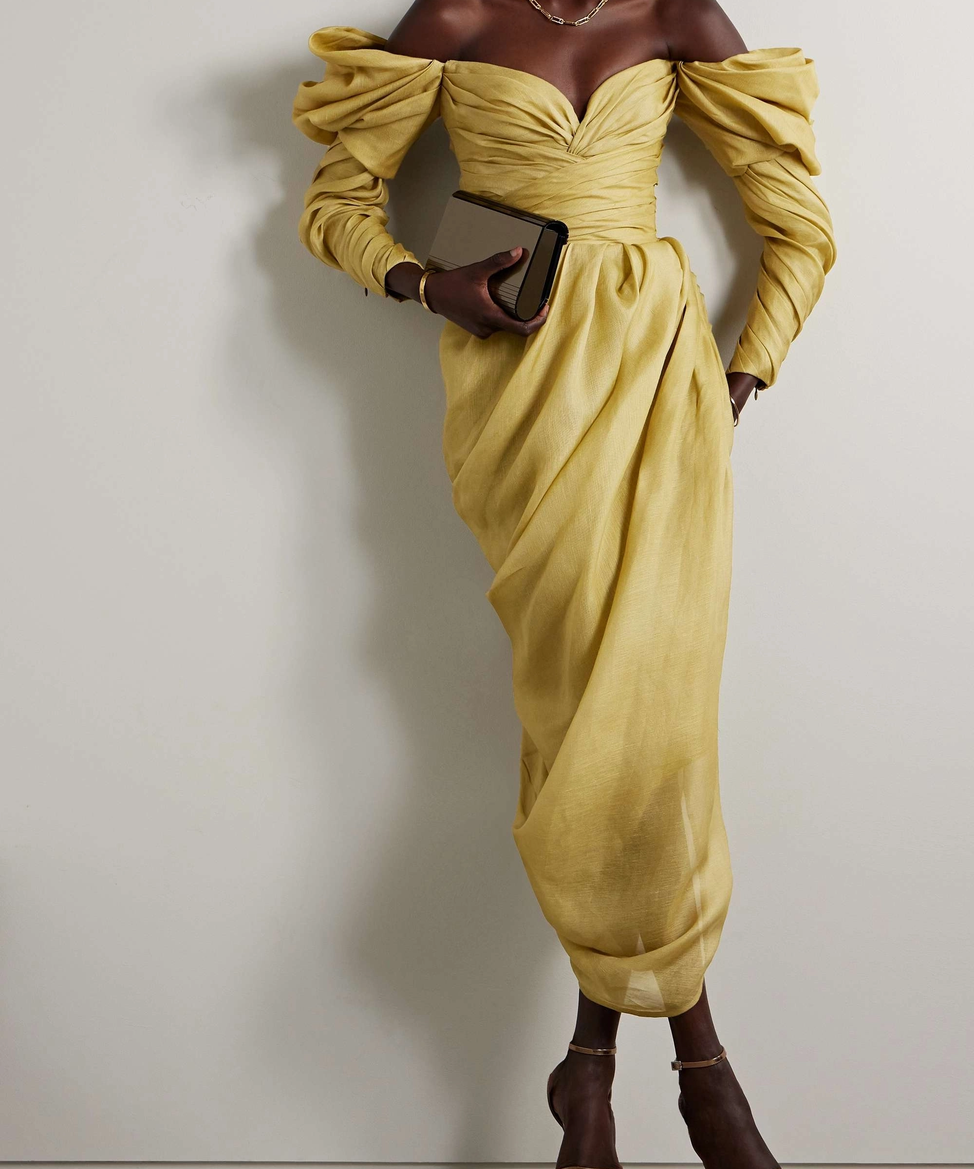 Haljina sa otvorenim ramenima